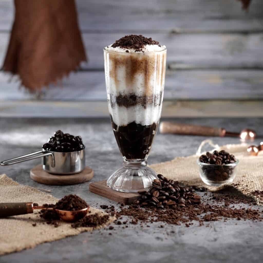 Coffee lovers would love this Icy Coffee cold dessert