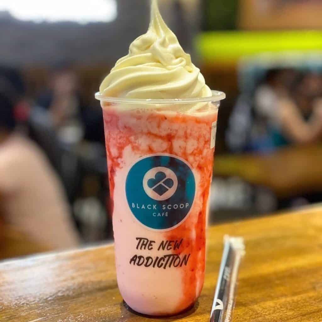 Strawberry Frappe with Nido swirl