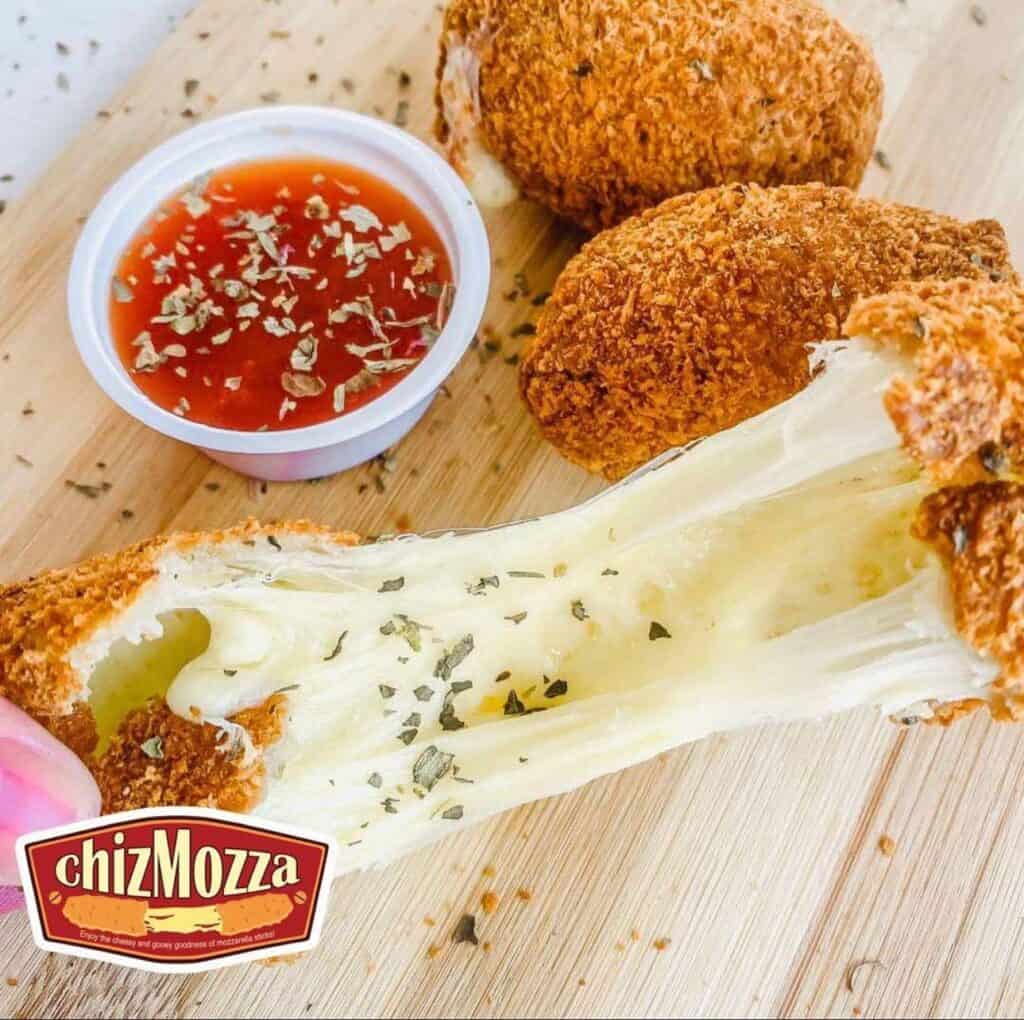 The bigger, the more cheesier. Grab these mozza monster sticks only in ChizMozza