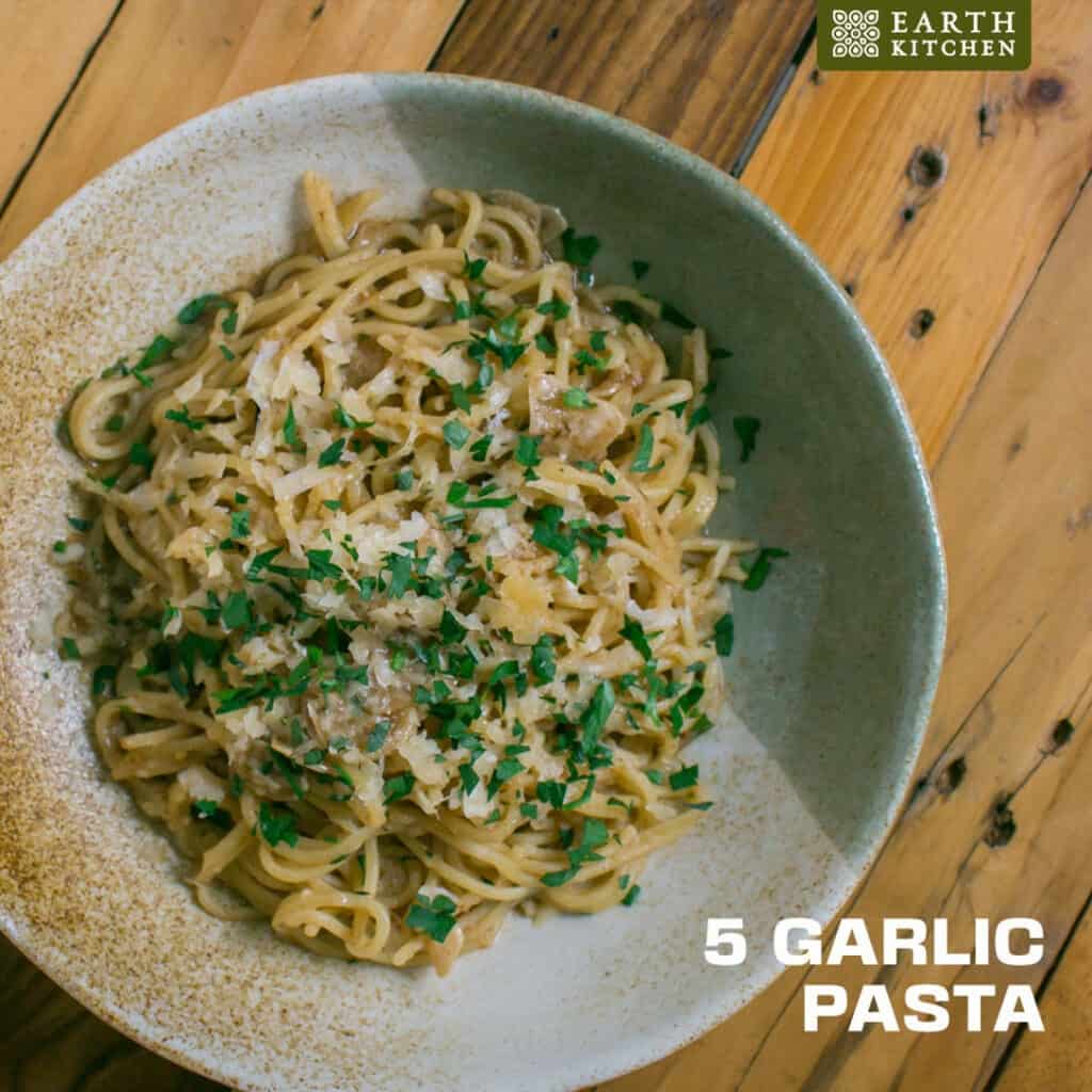 5 Garlic Pasta
