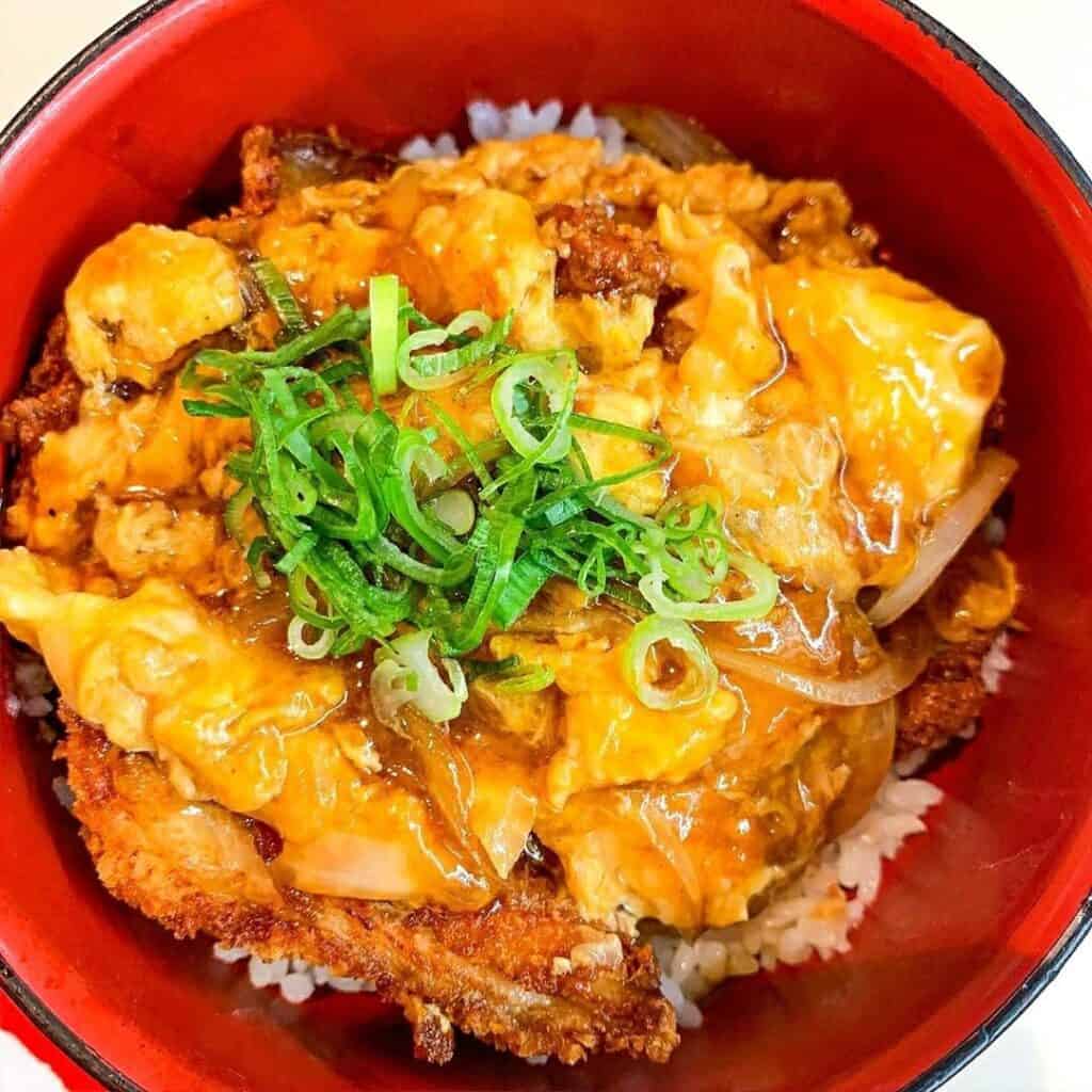 Genki Sushi bento box Chicken Katsudon dish