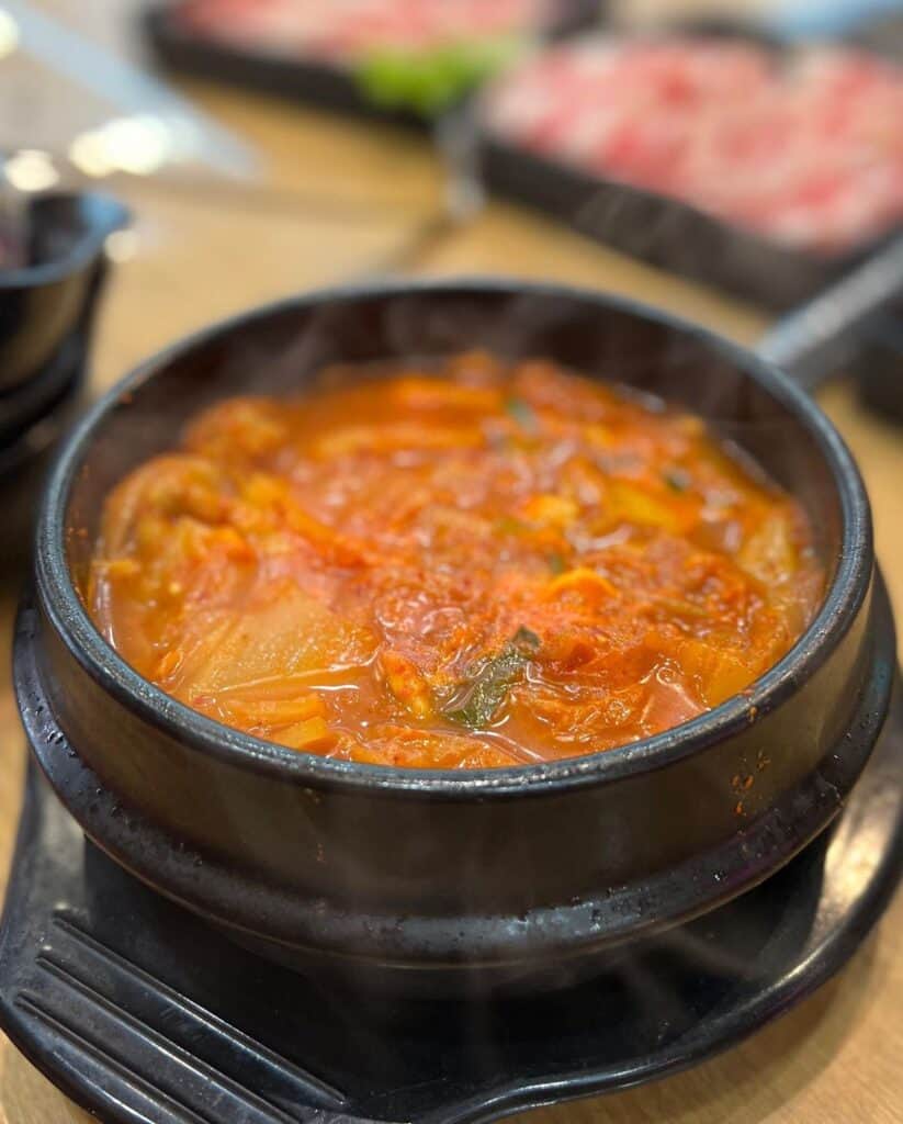 Kimchi Jjigae