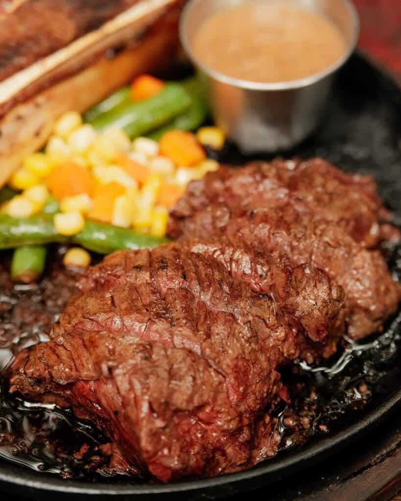 Mouth-watering Black Pepper Steak