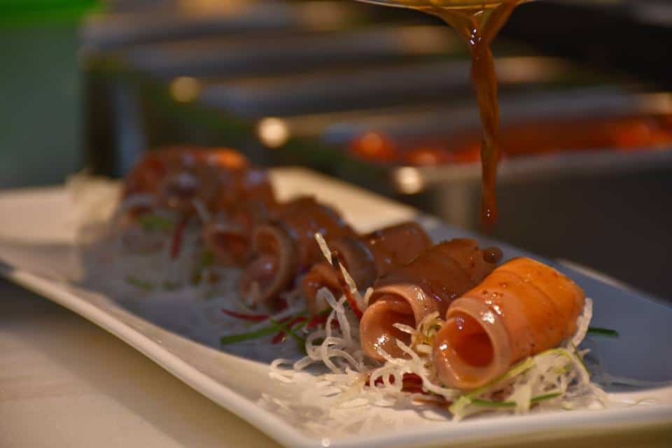 Scrumptious Salmon Tataki served in Teppanya