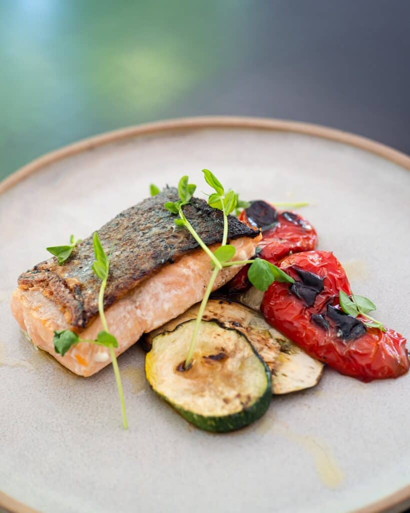 Grilled Salmon with Vegetables