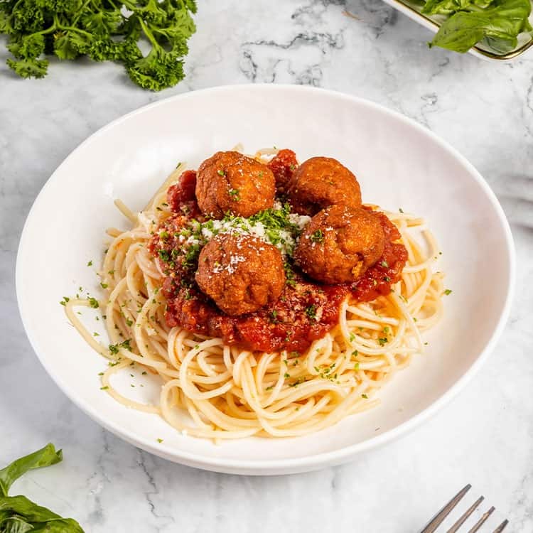 Spaghetti marinara with meatballs