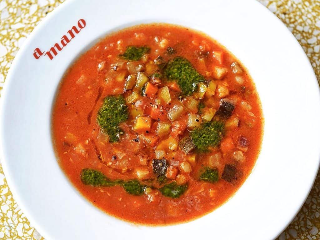 Minestrone con pesto