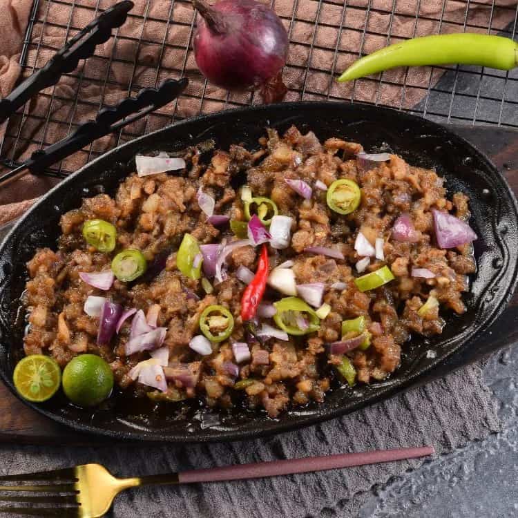 Sizzling sisig