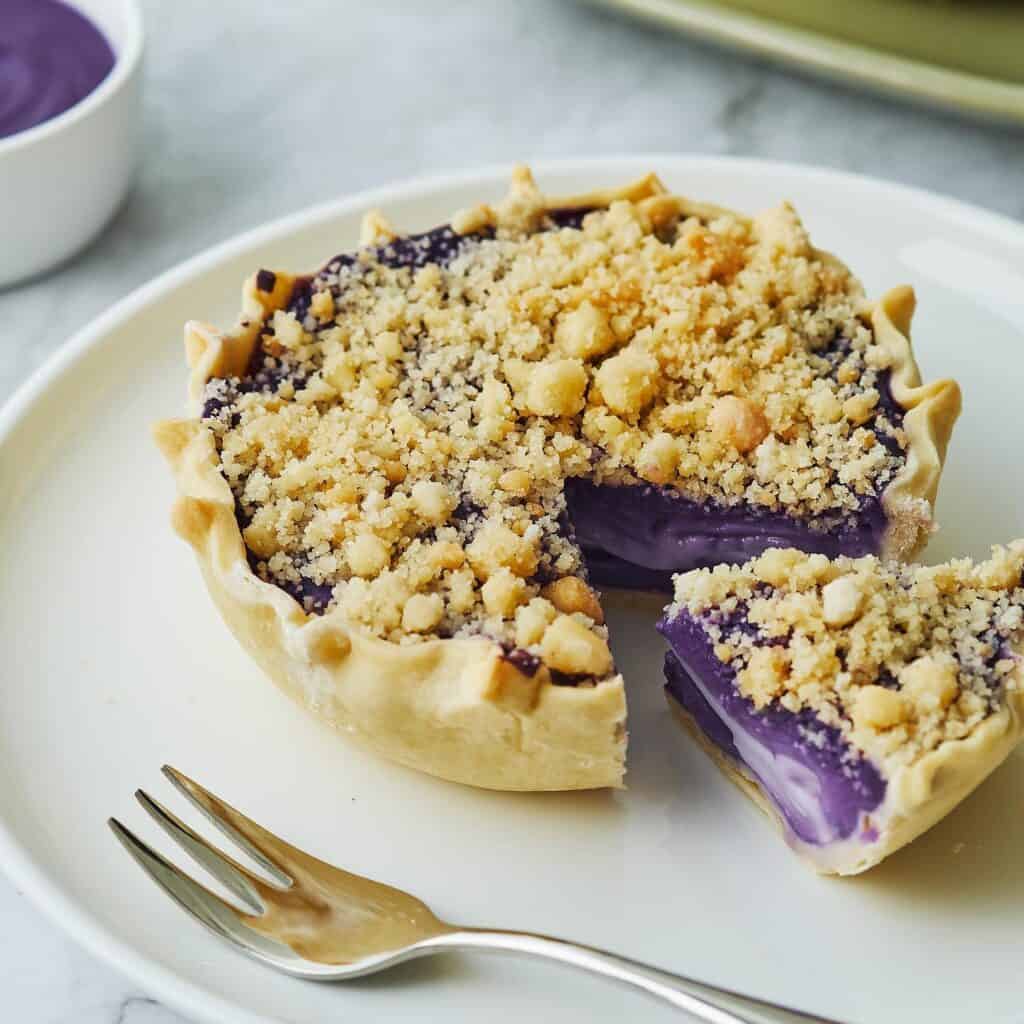 Ube buco pie