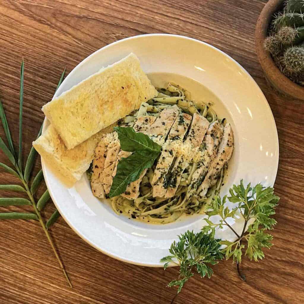 Pesto pasta