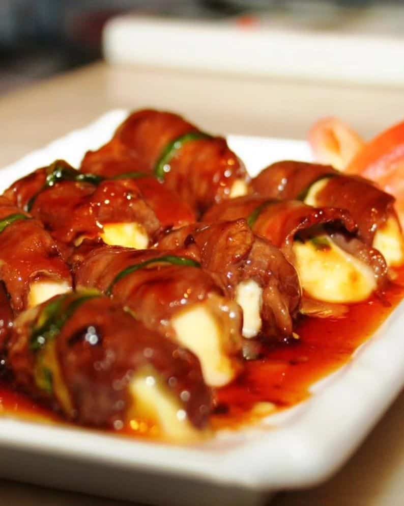 Beef rolls with cheese