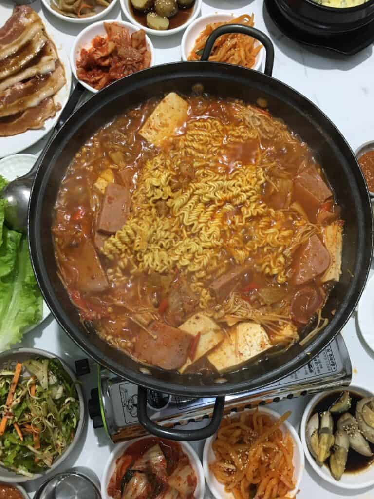 Budae jjigae