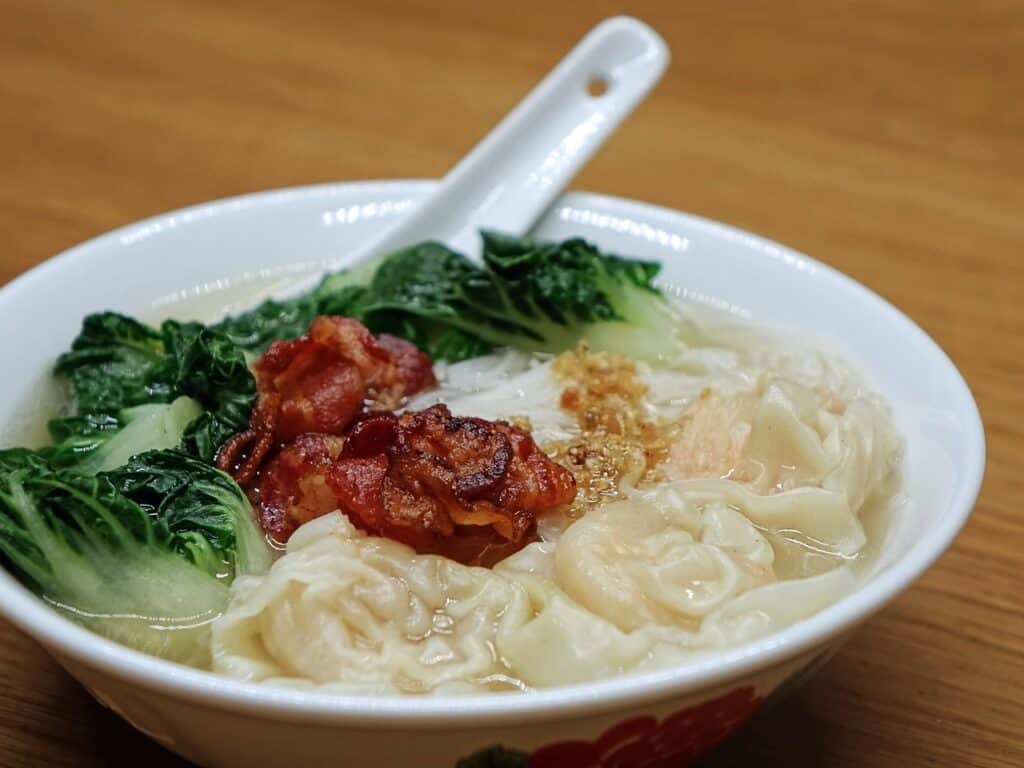 Wanton noodle soup