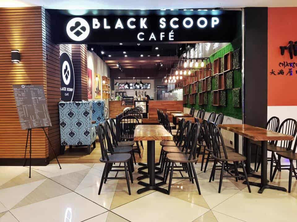 Best restaurants at Lucky Chinatown - black scoop cafe