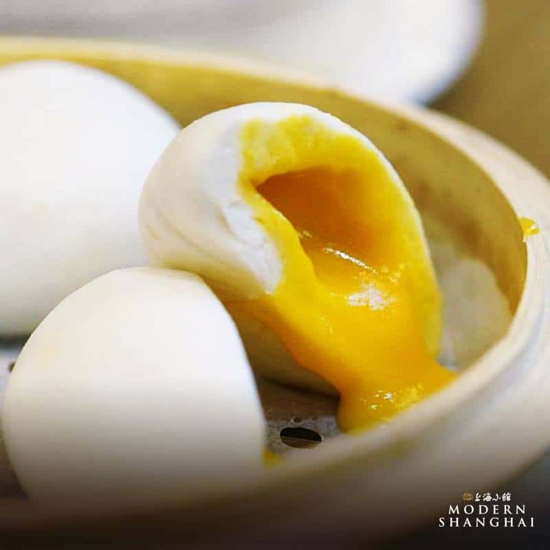 Steamed buns with preserved egg yolk