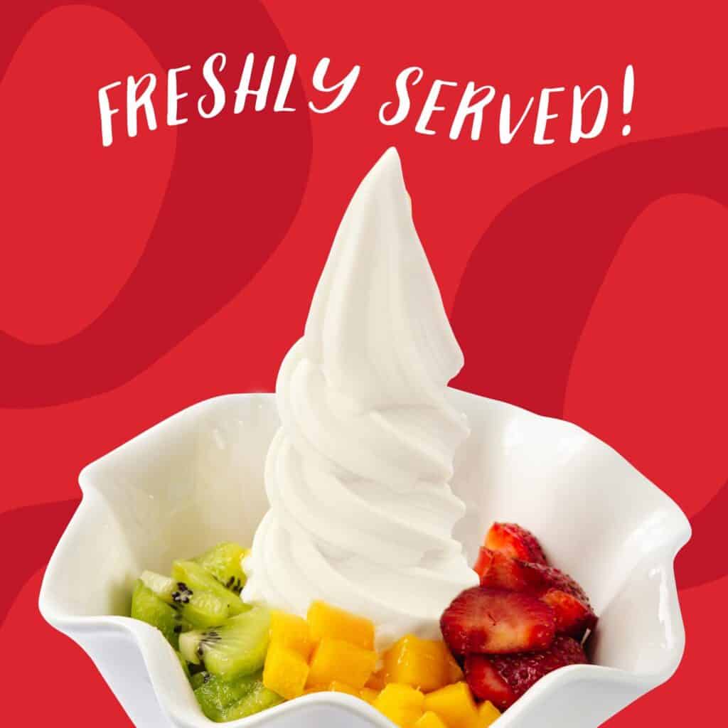 Original frozen yogurt with fruits side toppings