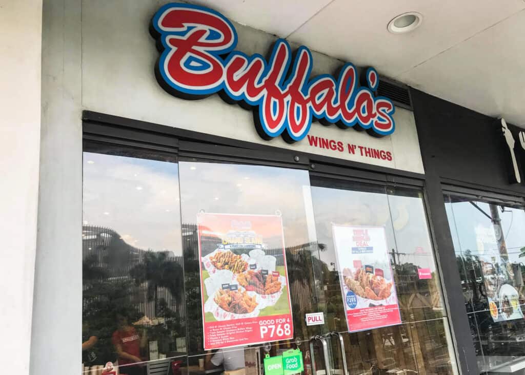 Best restaurants at SM City Valenzuela - Buffalo's Wings N Things