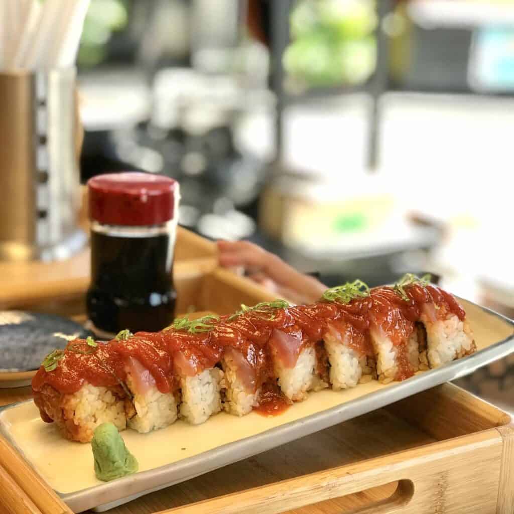 spicy tuna roll