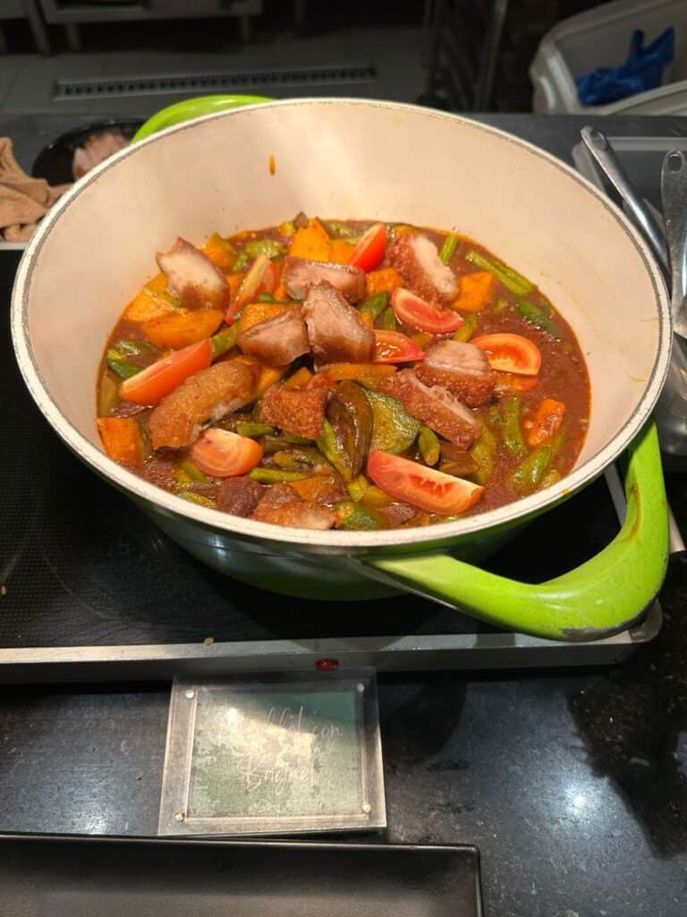 pinakbet con bagnet